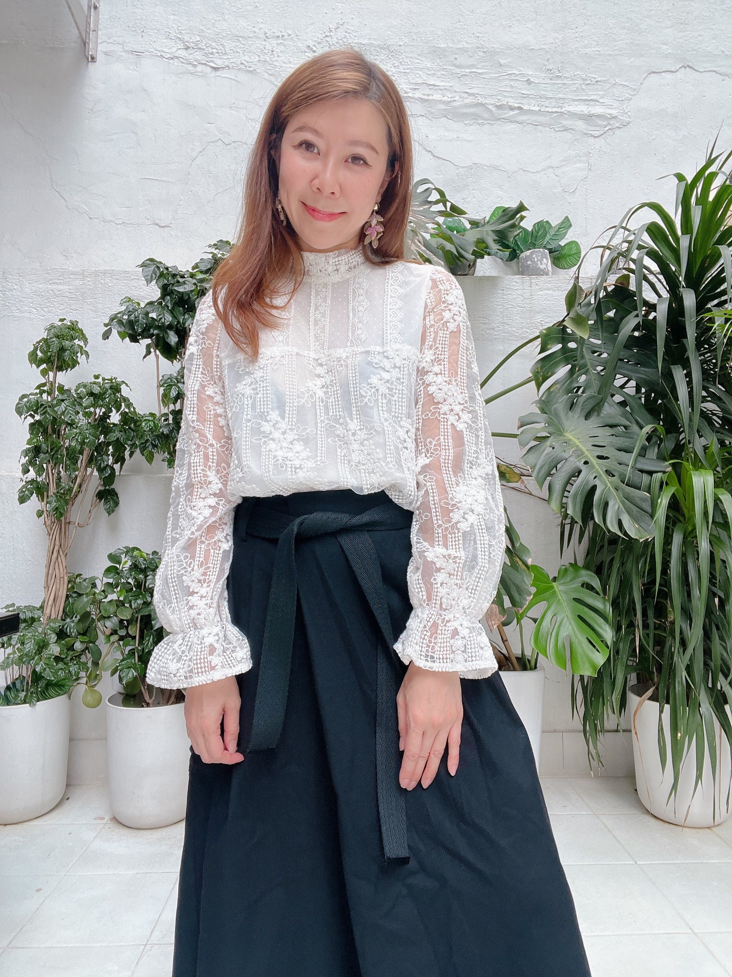 LACE BLOUSE