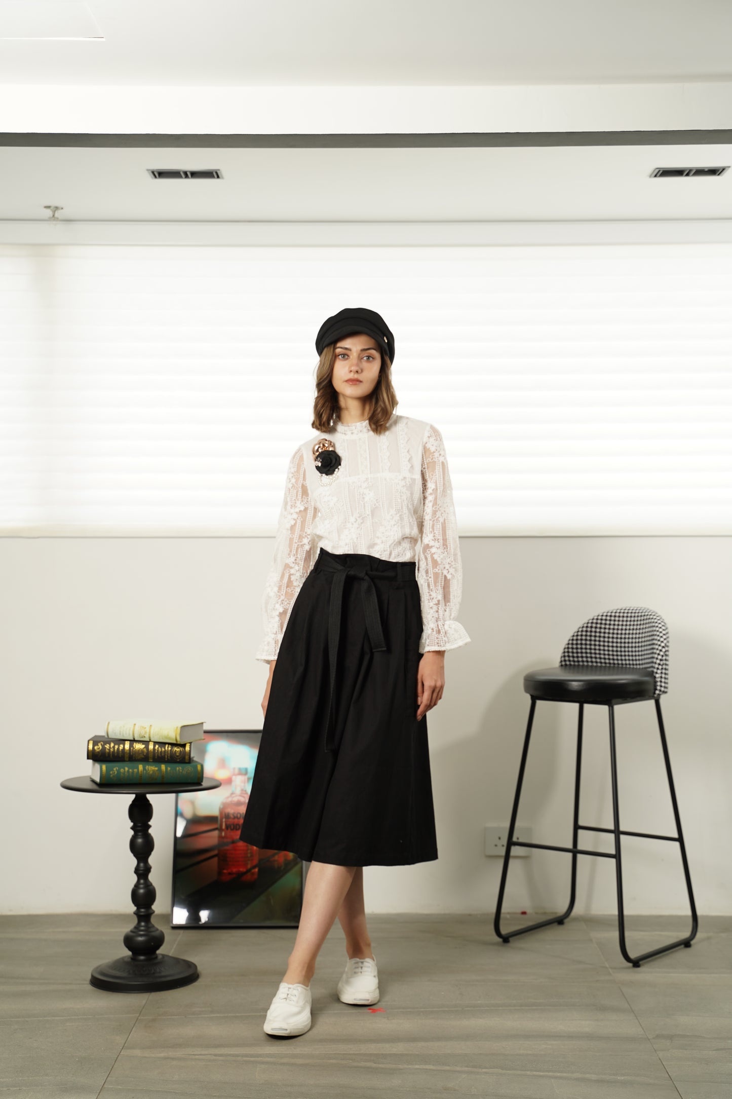 LACE BLOUSE