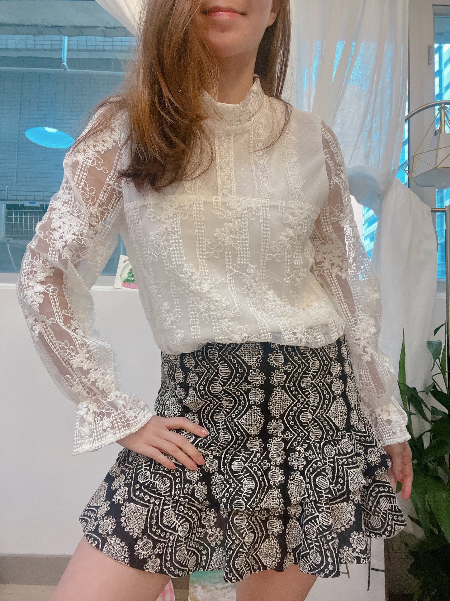 LACE BLOUSE