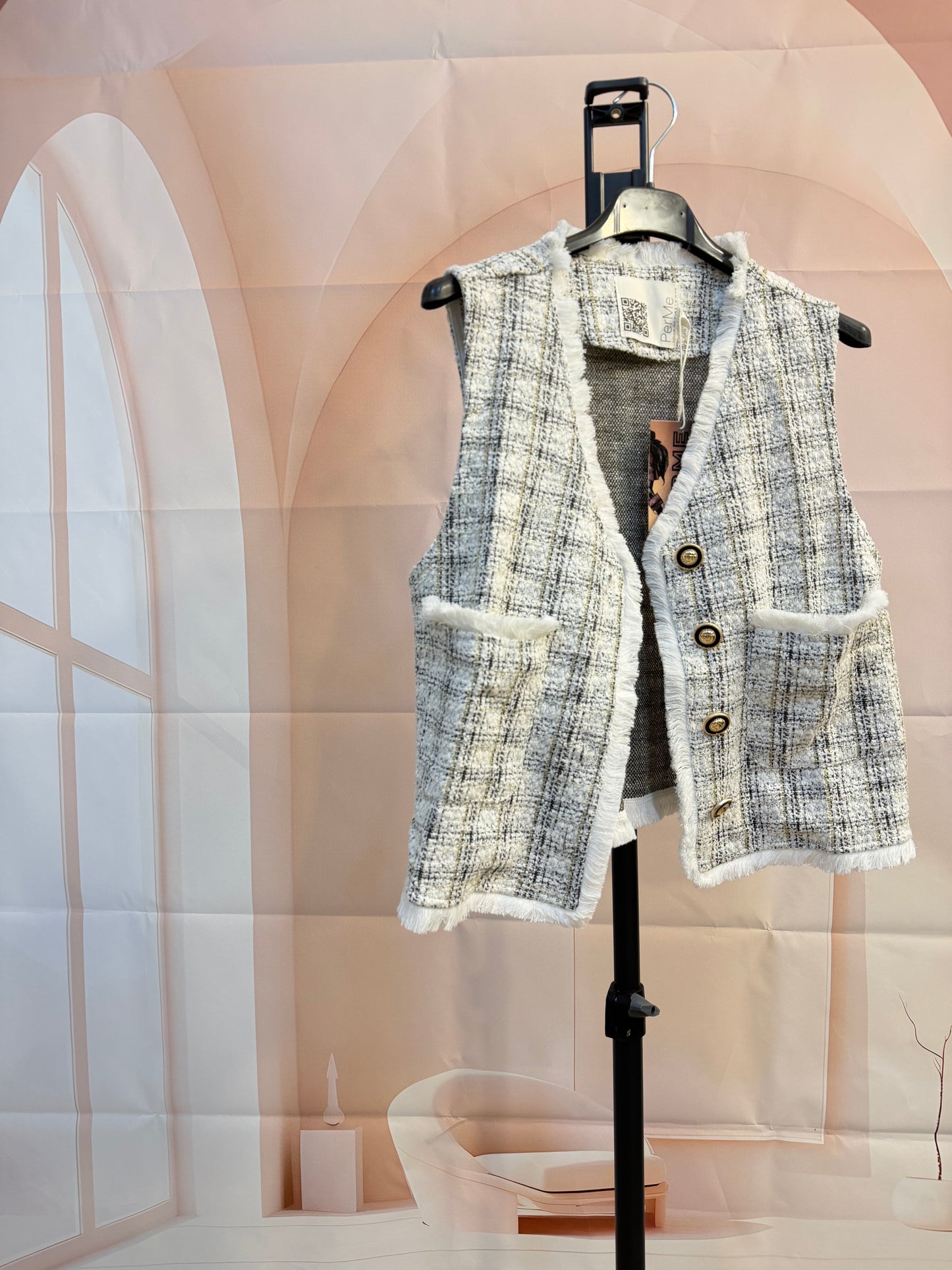 SOFT TWEED VEST