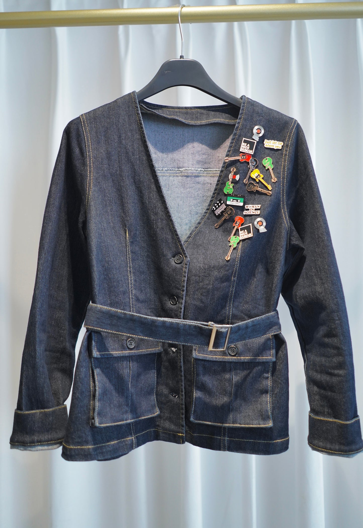 STRETCHY V NECK DENIM JACKET
